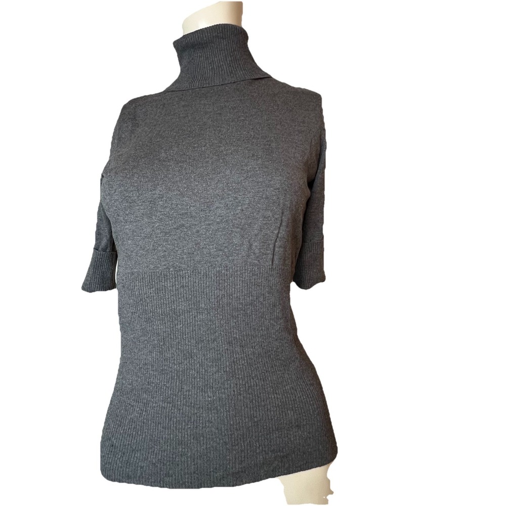 White House Black Market Small Gray Ribbed Cuff Short Sleeve Sweater Career